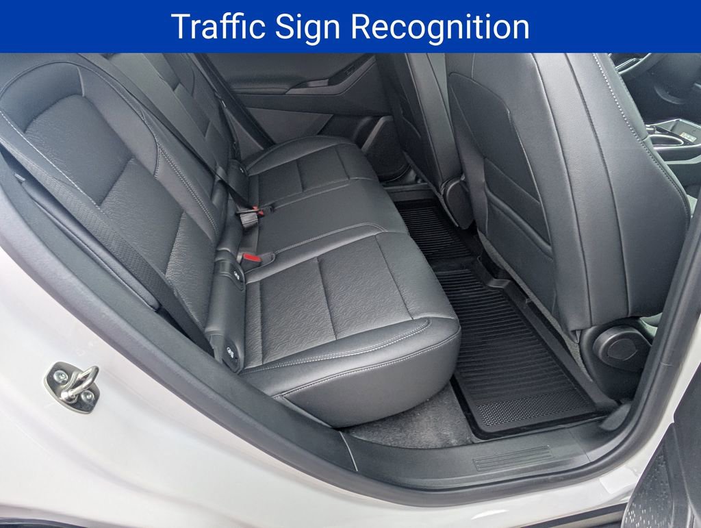 New 2026 Chevrolet Equinox LT w/ Convenience Package II image 21