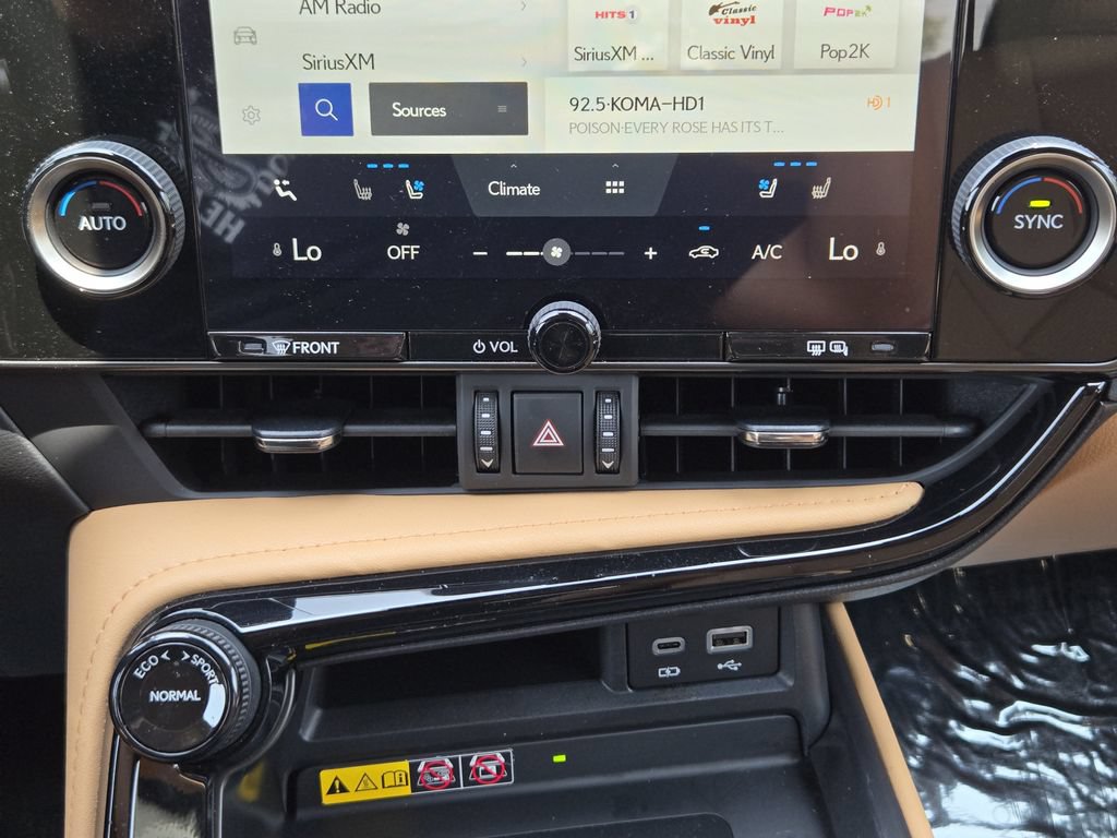 Used 2024 Lexus NX 250 FWD image 19
