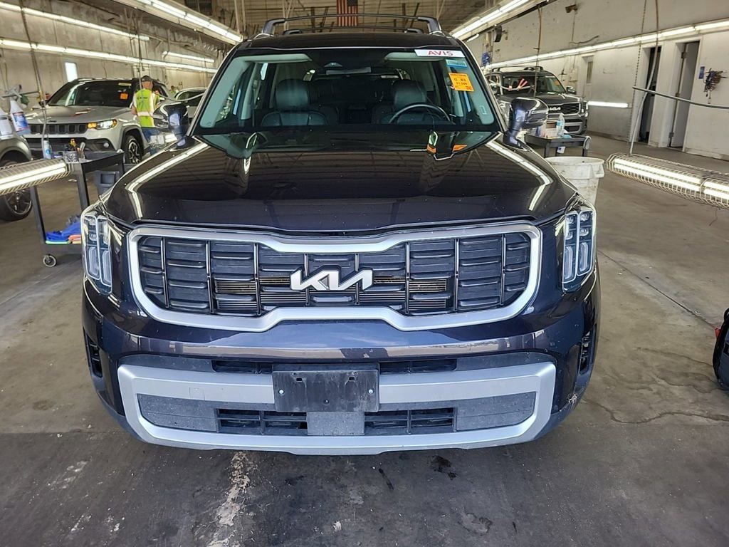 Used 2025 Kia Telluride S image 6