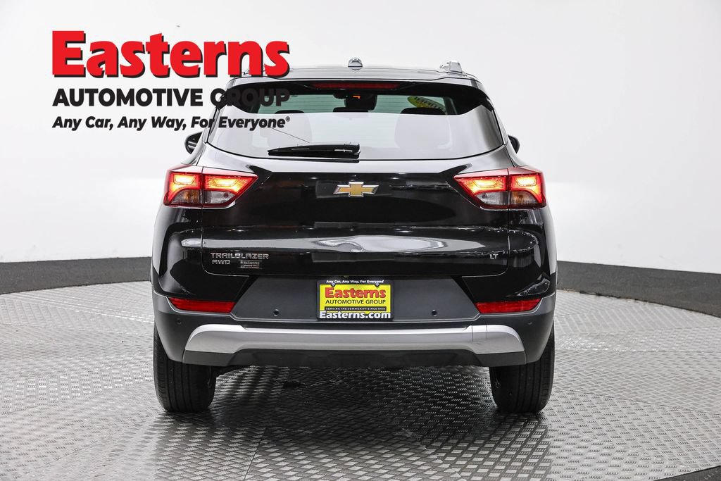 Used 2026 Chevrolet TrailBlazer LT w/ LT Cold Weather Package AWD/4WD image 6