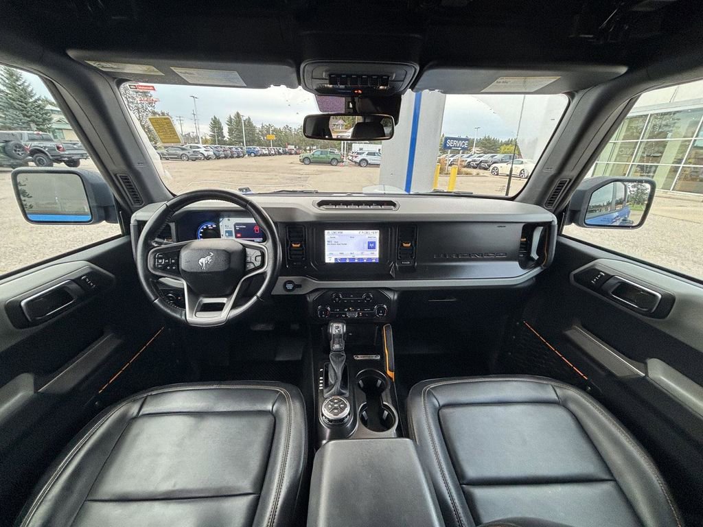 Used 2022 Ford Bronco Badlands w/ Sasquatch Package image 17