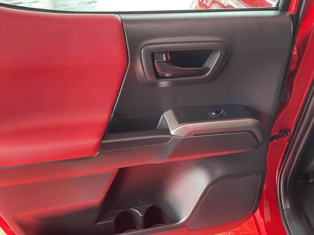 Used 2022 Toyota Tacoma SR5 image 22