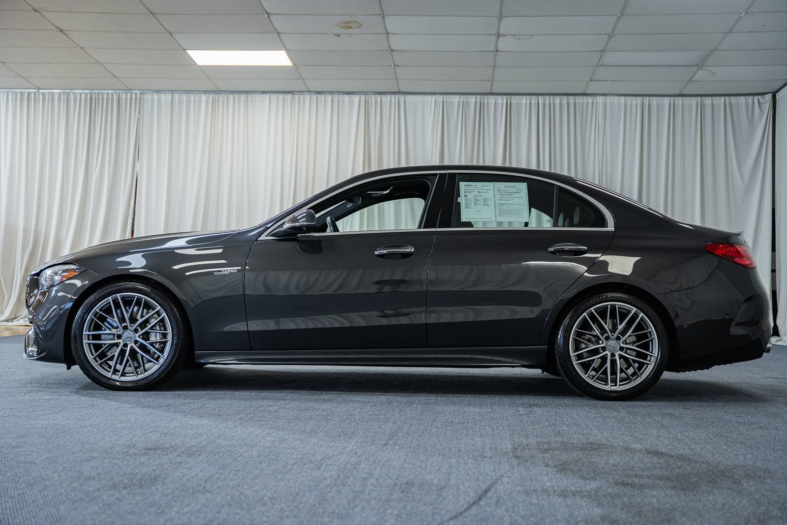 Used 2023 Mercedes-Benz C 43 AMG 4MATIC Sedan image 4