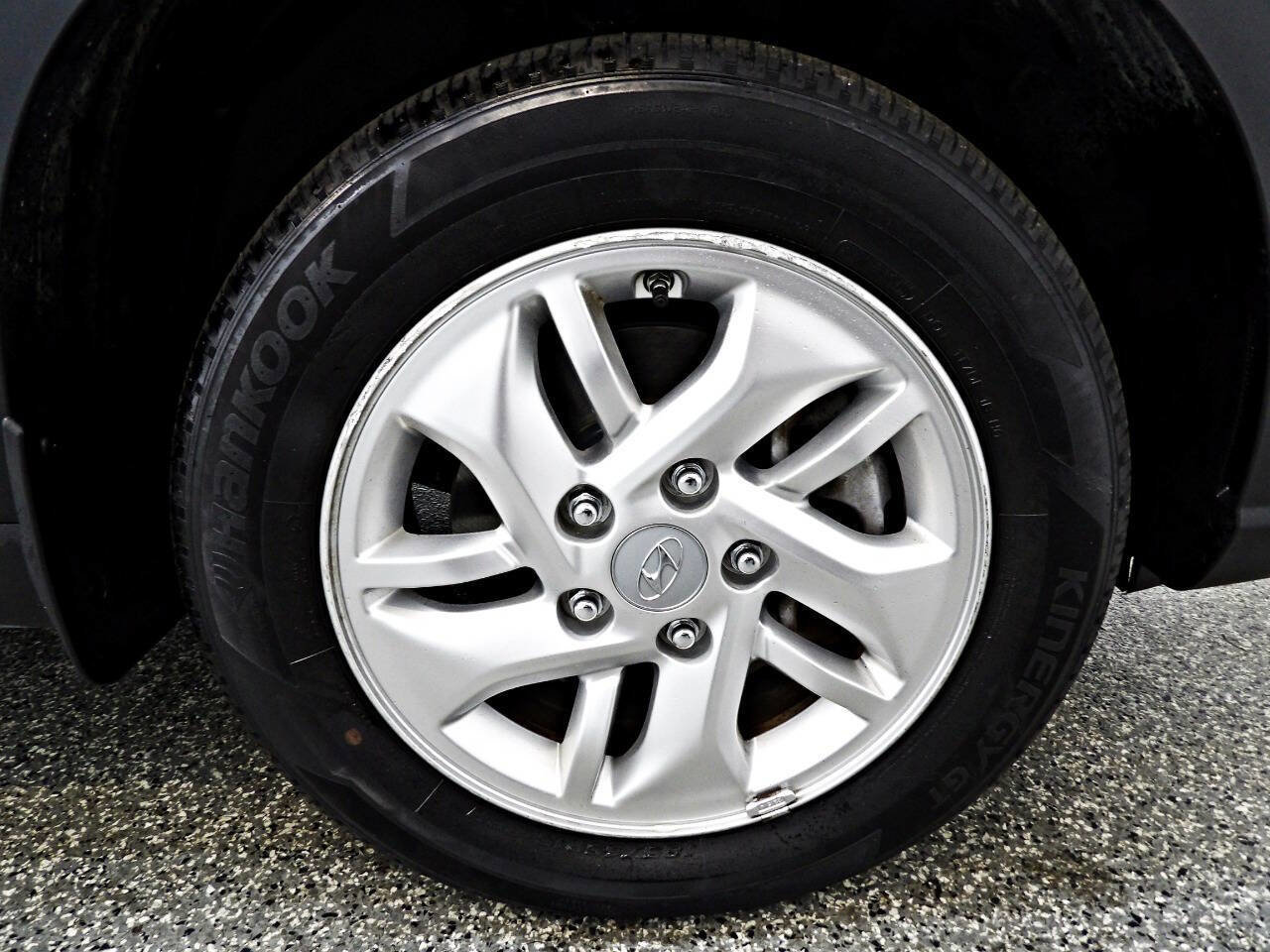 Used 2021 Hyundai Venue SE w/ Cargo Package image 21