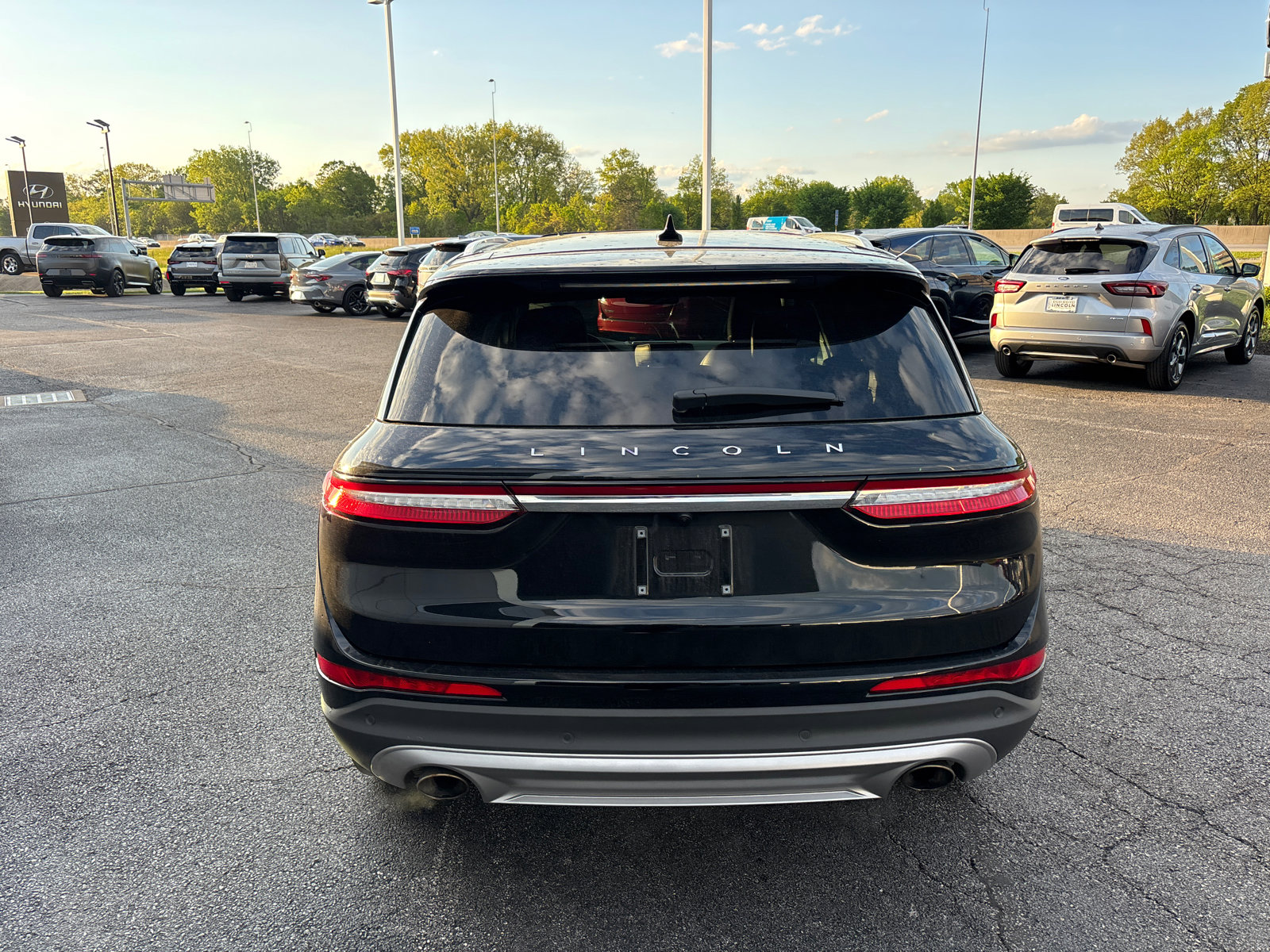 Certified 2022 Lincoln Corsair FWD image 6