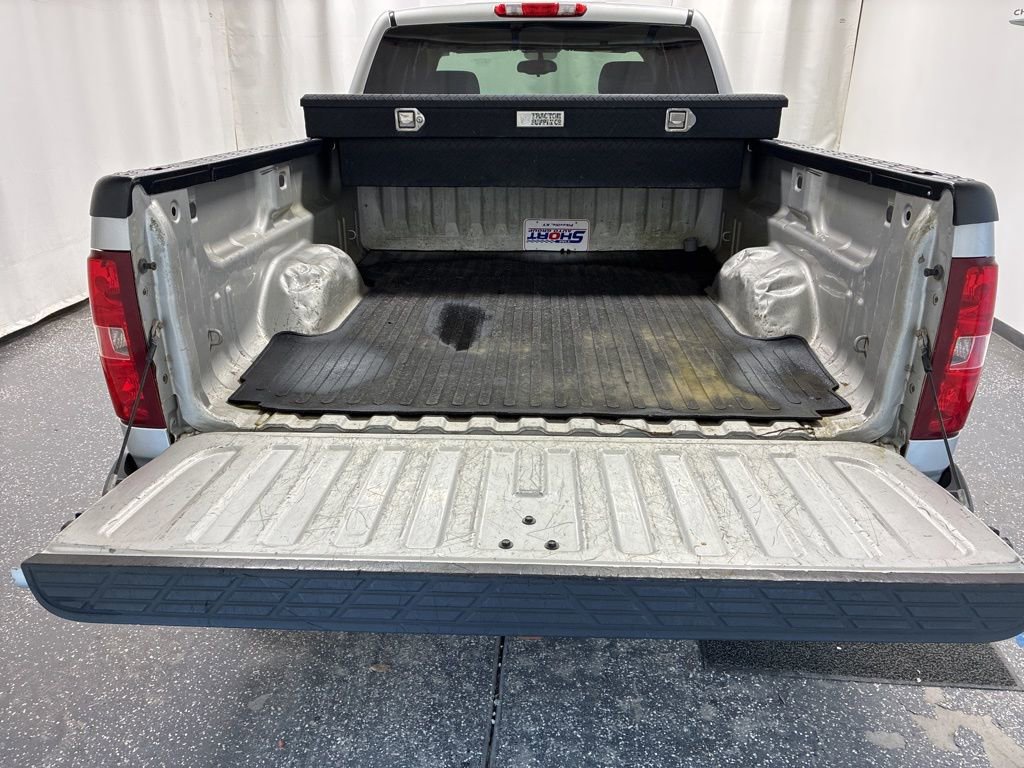 Used 2011 Chevrolet Silverado 1500 LT w/ All-Star Edition image 6