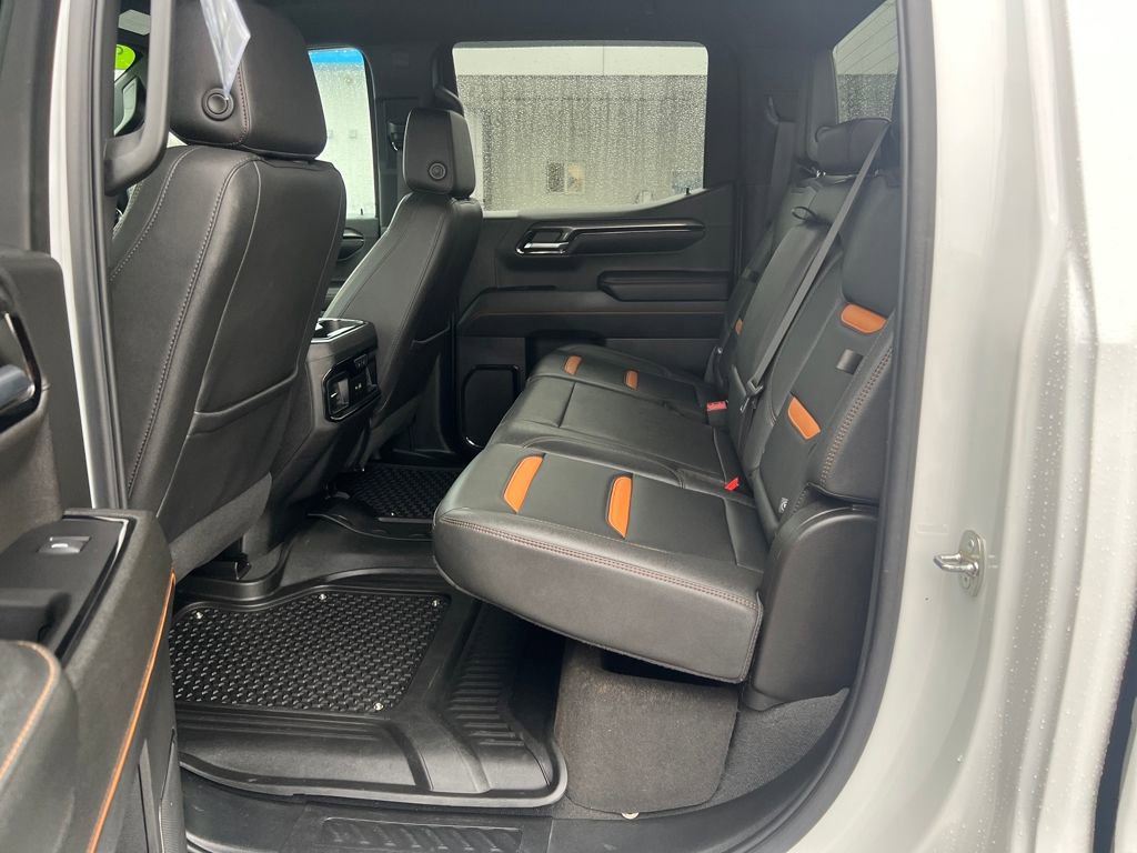 Used 2023 GMC Sierra 1500 AT4 image 22
