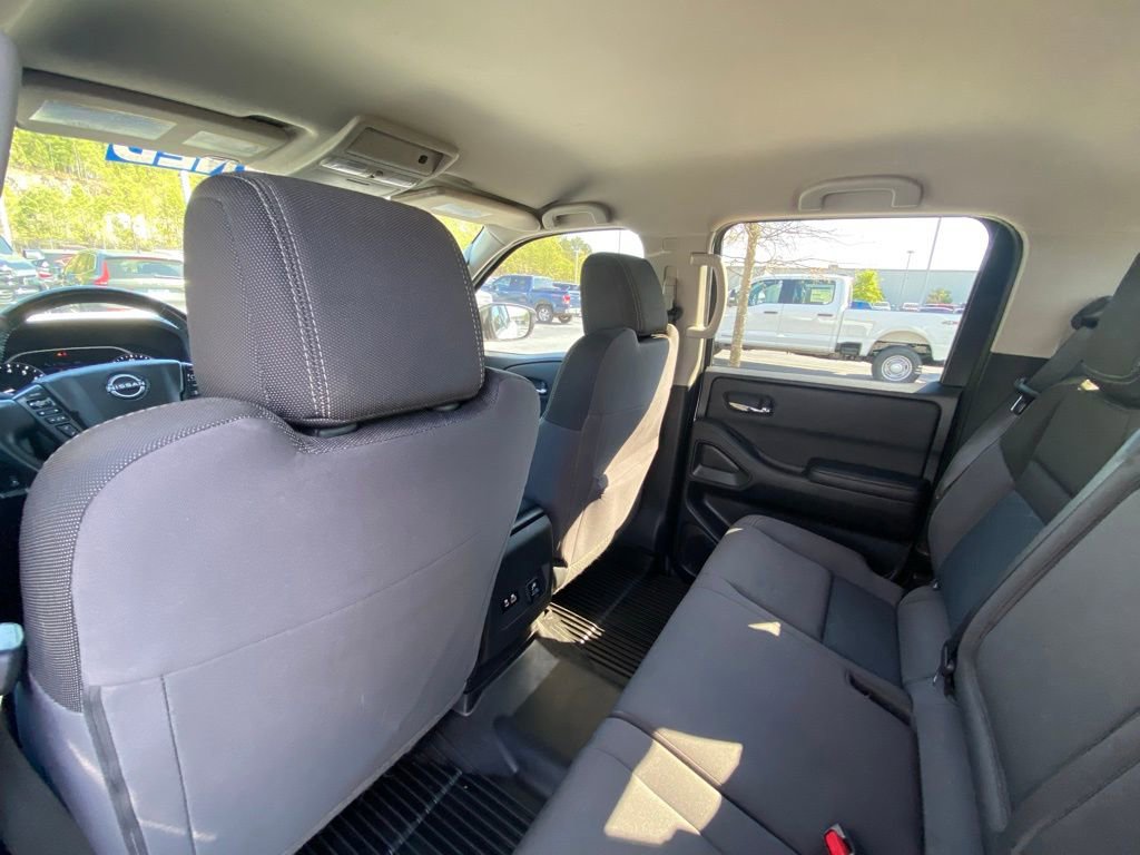 Used 2025 Nissan Frontier SV w/ SV Convenience Package AWD/4WD image 22