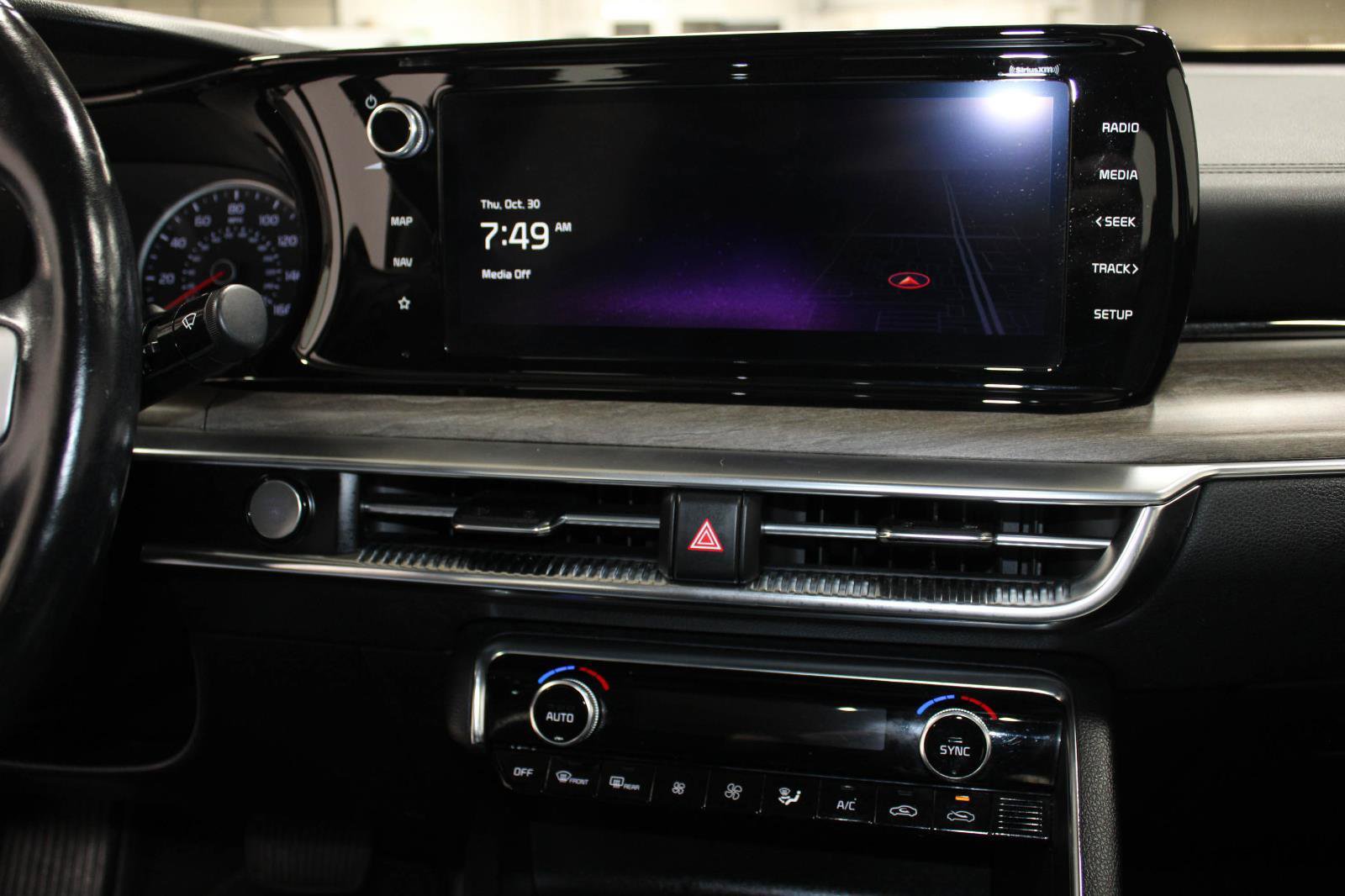 Used 2023 Kia K5 EX image 33