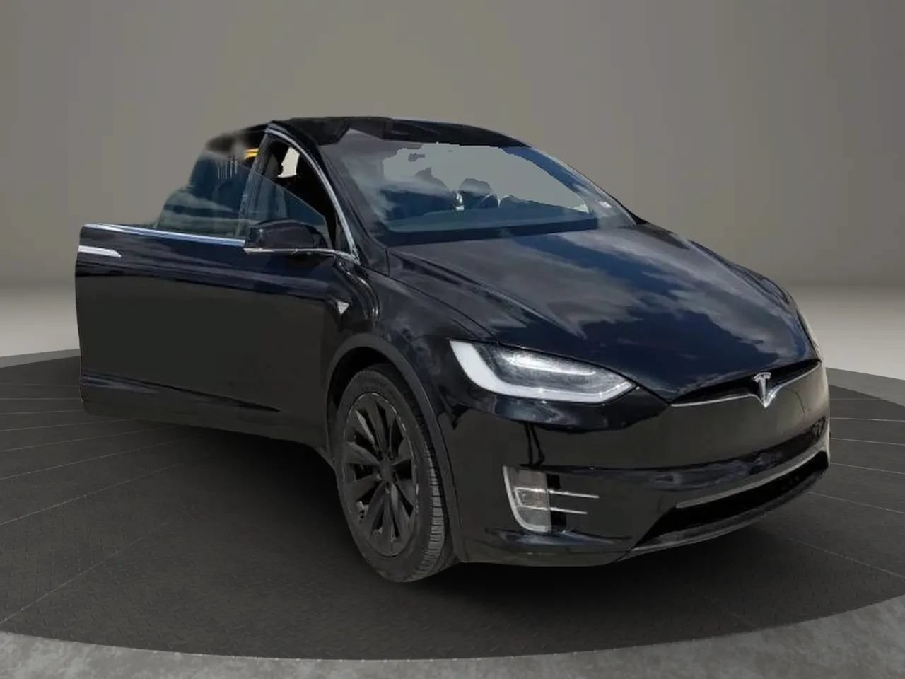 Used 2017 Tesla Model X 75D AWD/4WD image 2