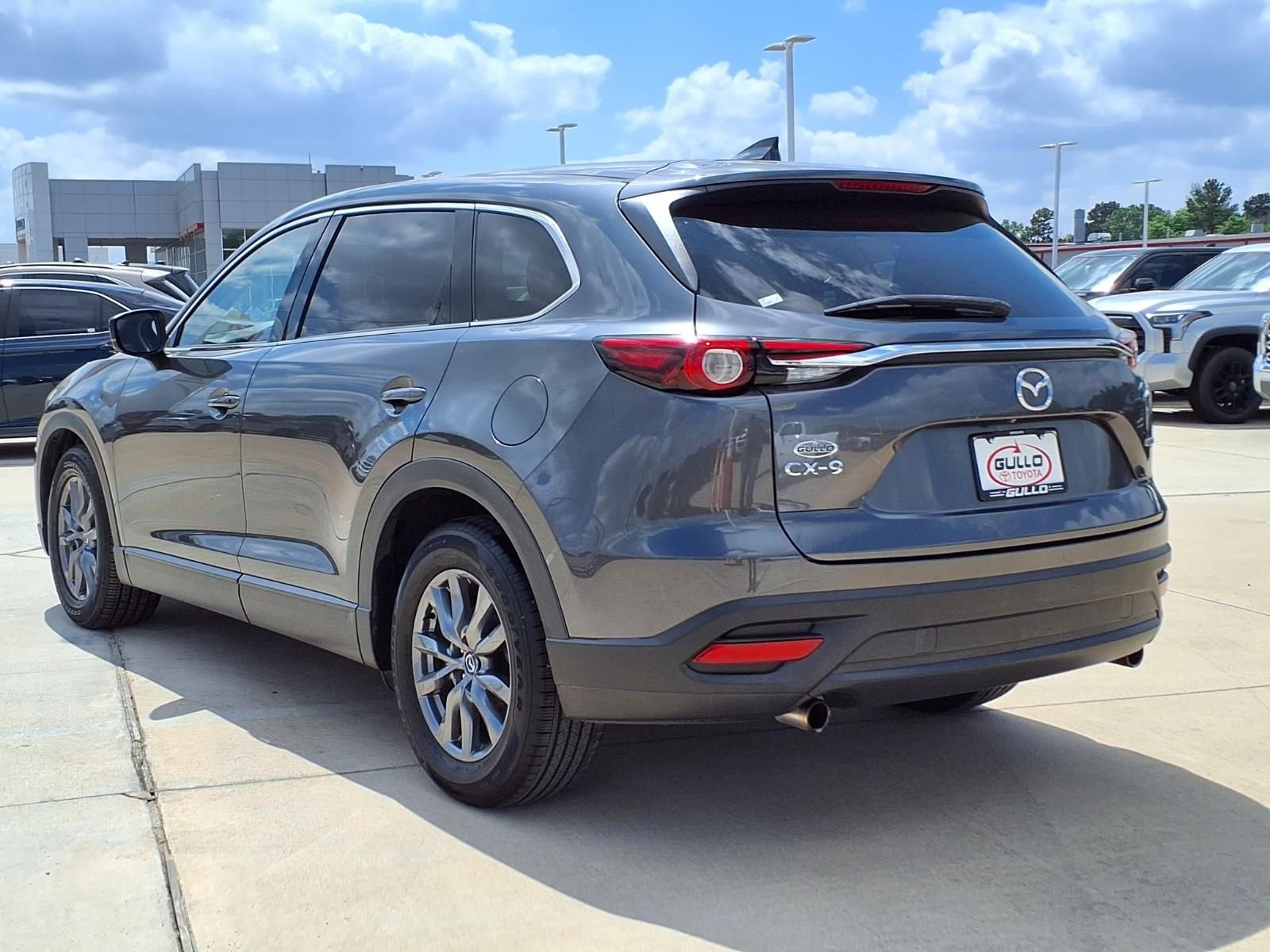 Used 2021 MAZDA CX-9 Touring image 2