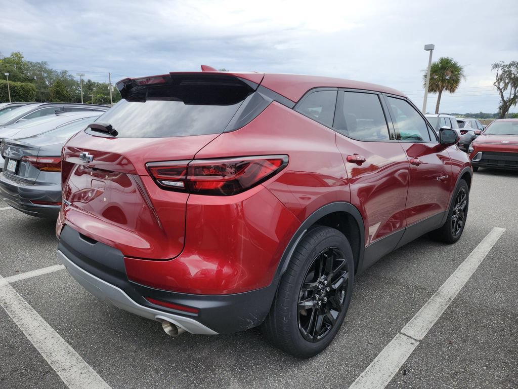 Used 2023 Chevrolet Blazer LT FWD image 5