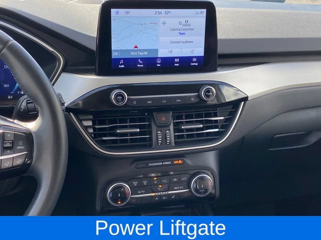 Used 2022 Ford Escape SEL w/ Technology Package FWD image 9