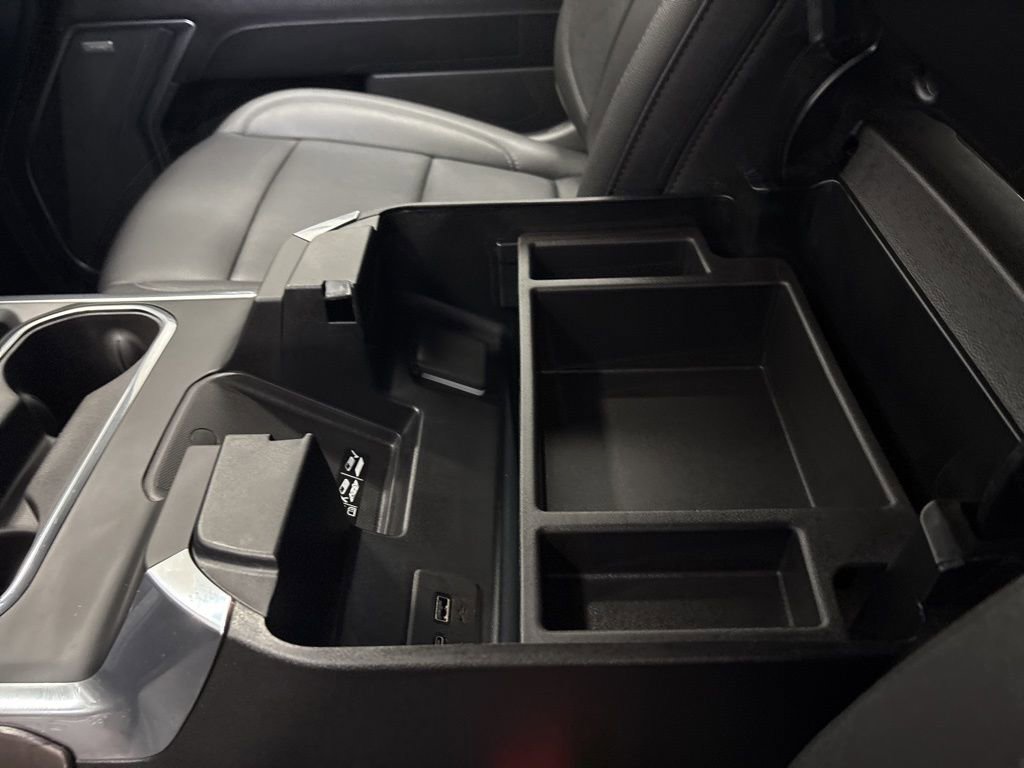 Used 2024 Chevrolet Silverado 2500 LTZ w/ LTZ Convenience Package image 18