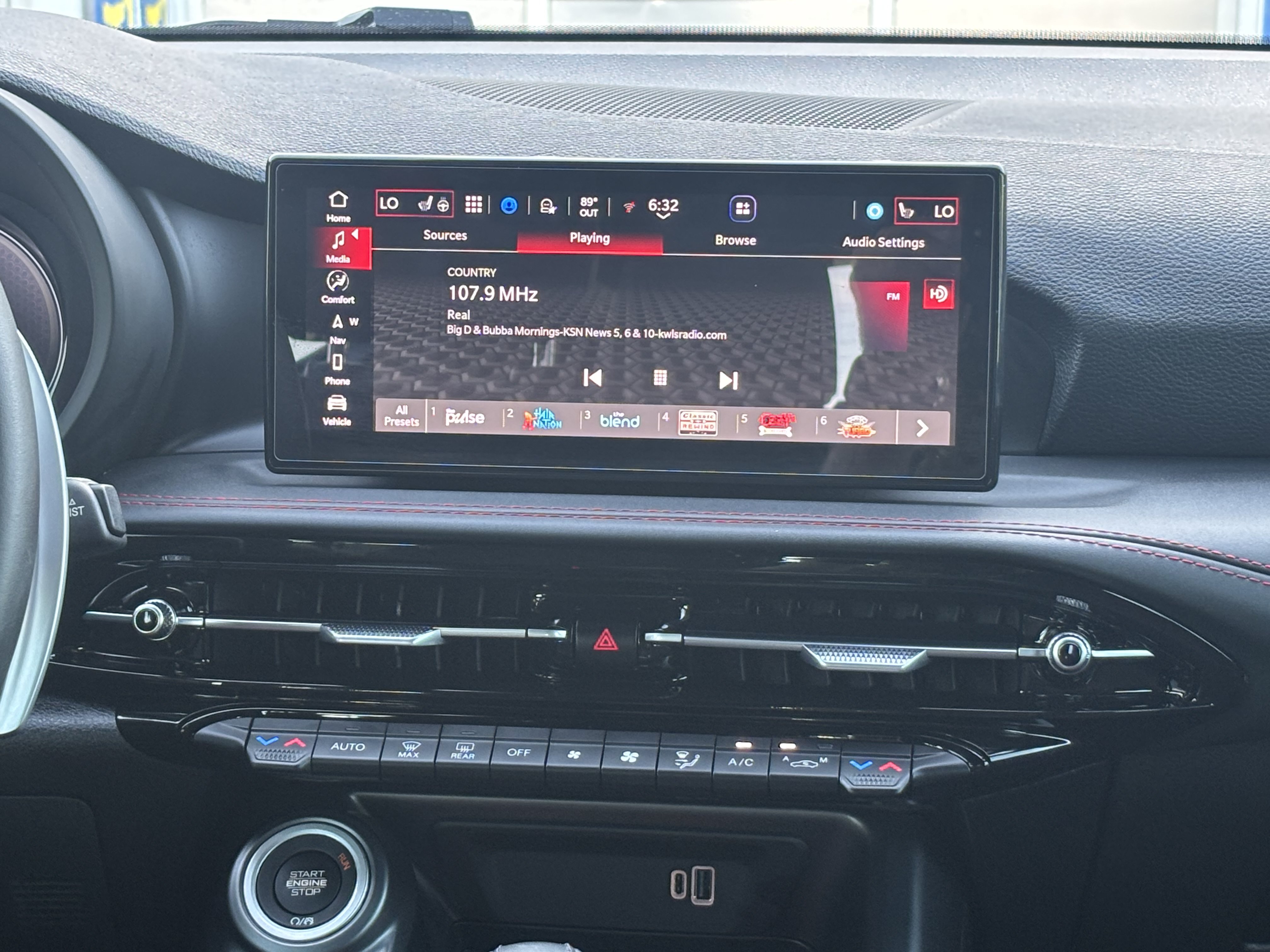Used 2025 Dodge Hornet GT AWD/4WD image 13