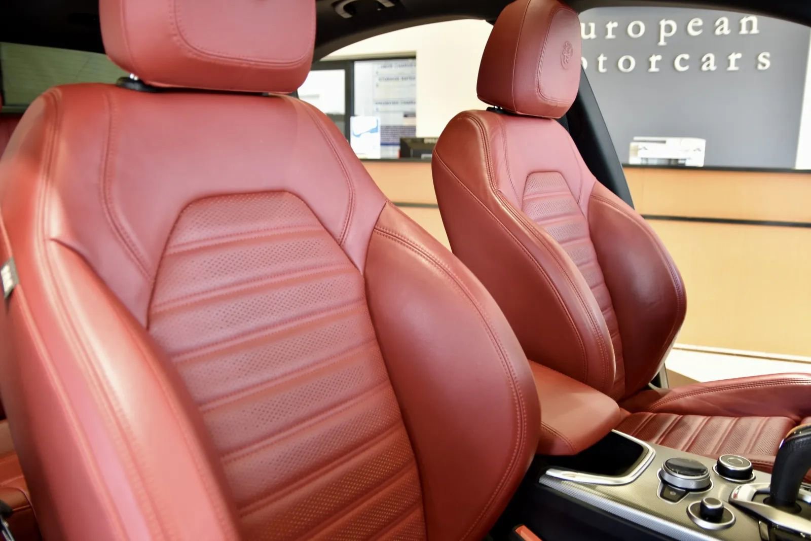 Used 2022 Alfa Romeo Stelvio Veloce image 26