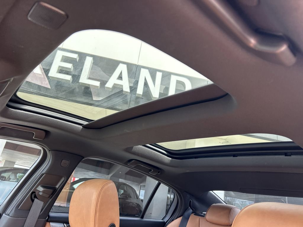 Certified 2023 Cadillac CT5 Premium Luxury w/ Platinum Package image 20