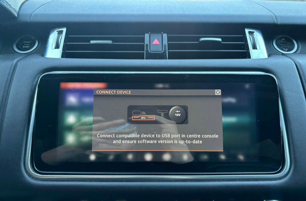 Used 2021 Land Rover Range Rover Sport HSE Dynamic image 39