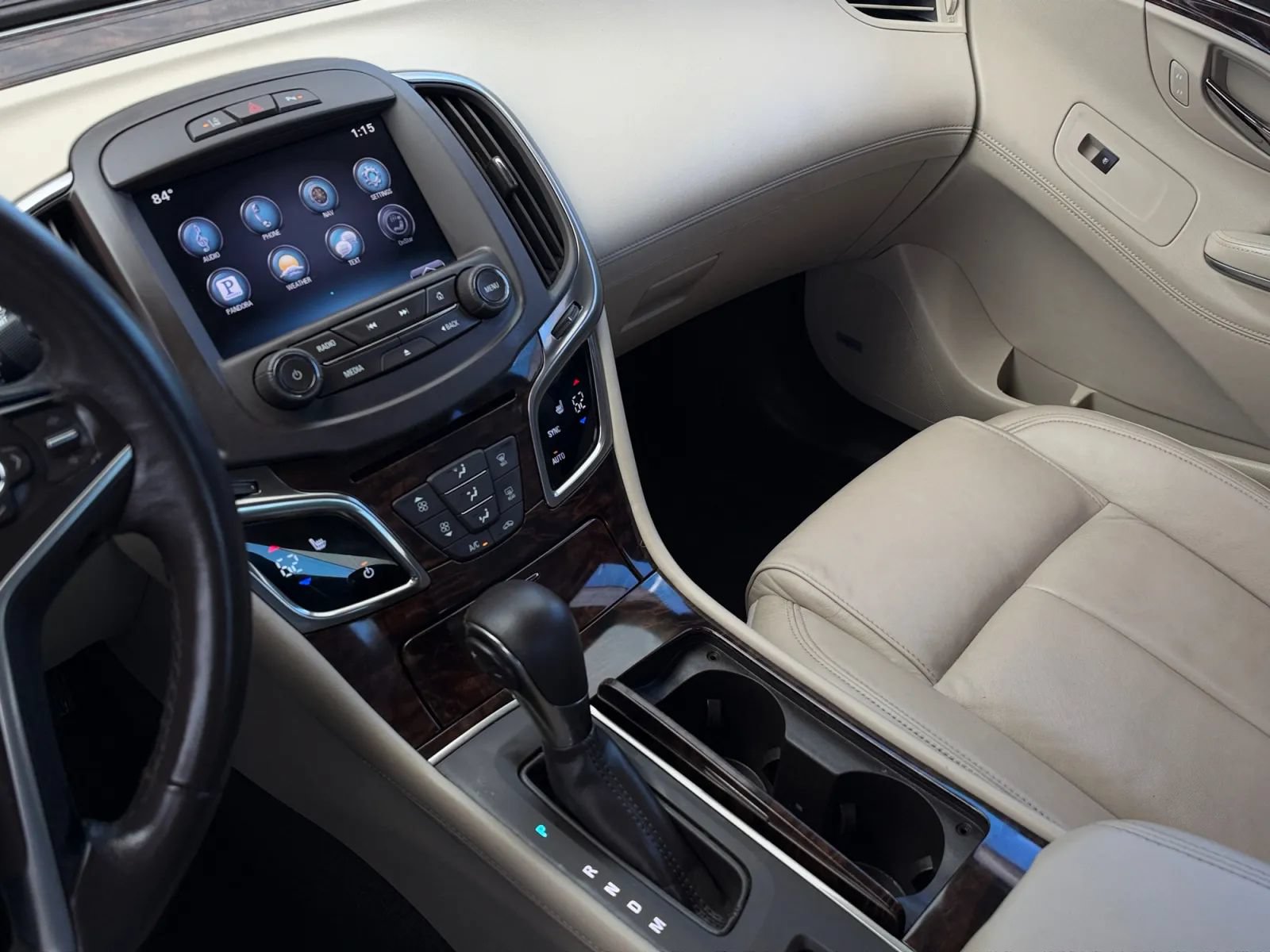 Used 2015 Buick LaCrosse Leather w/ Experience Buick Package FWD image 31