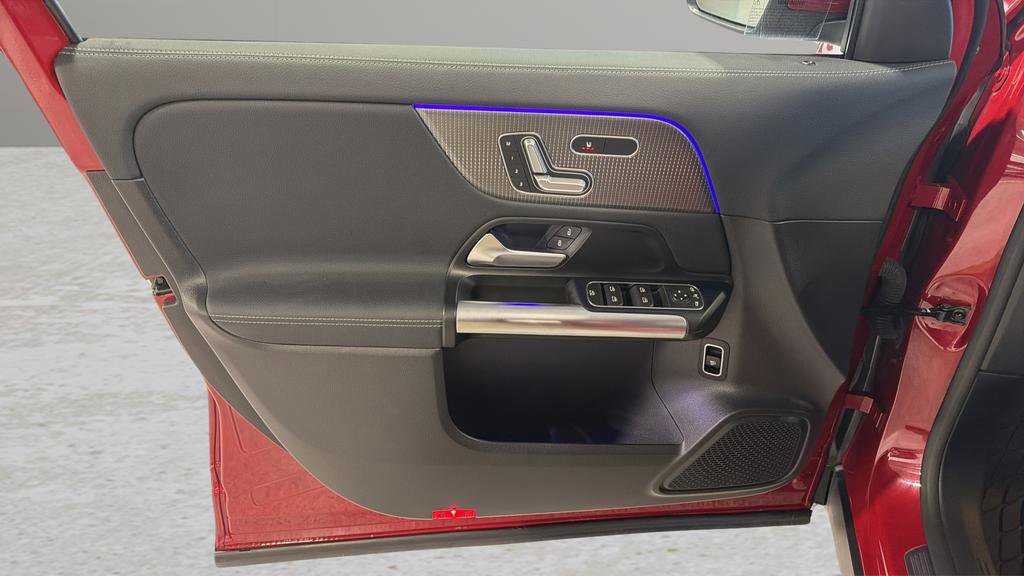 Used 2021 Mercedes-Benz GLA 250 GLA 250 image 10