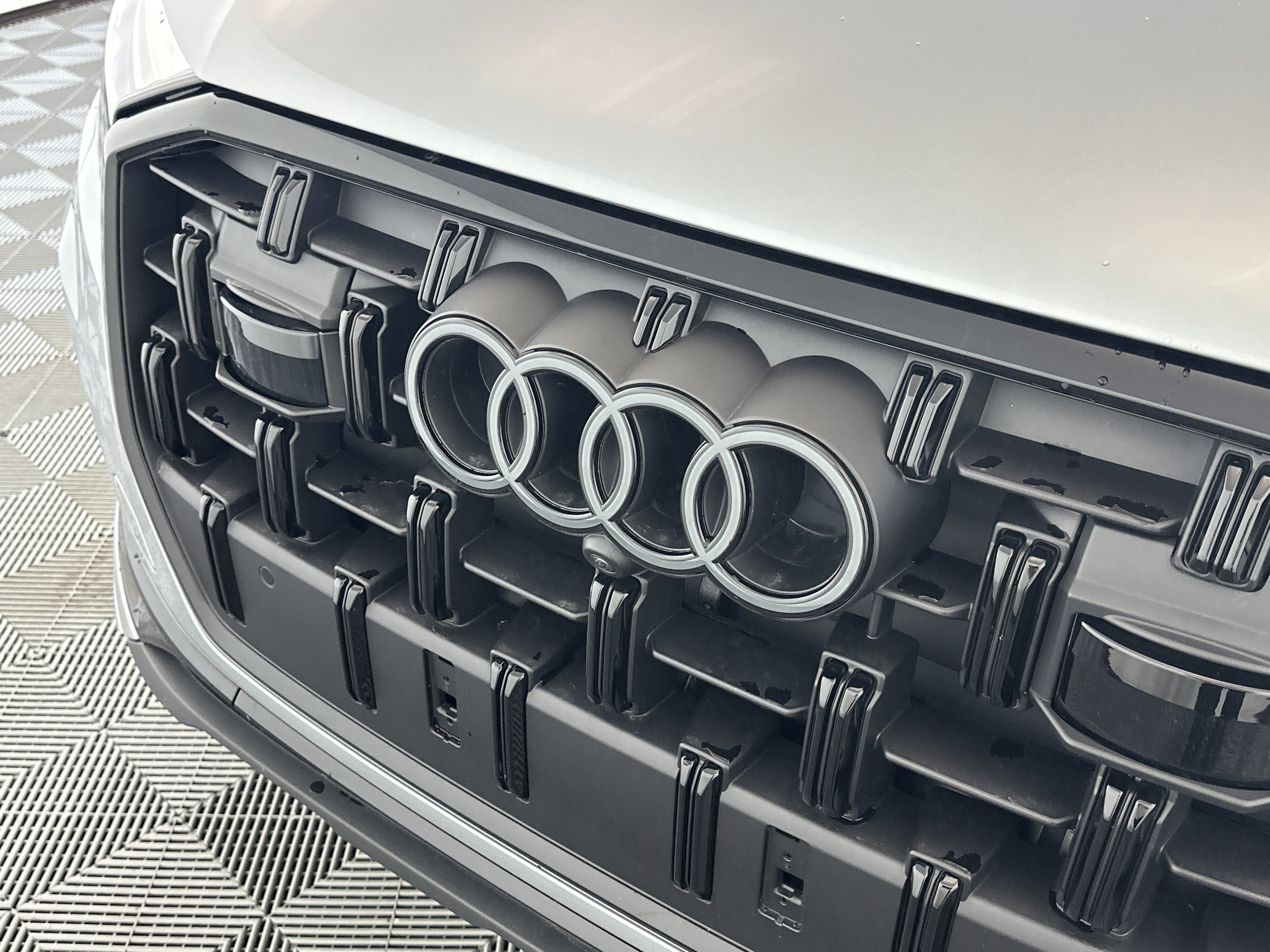 Certified 2025 Audi Q7 2.0T Premium Plus image 17