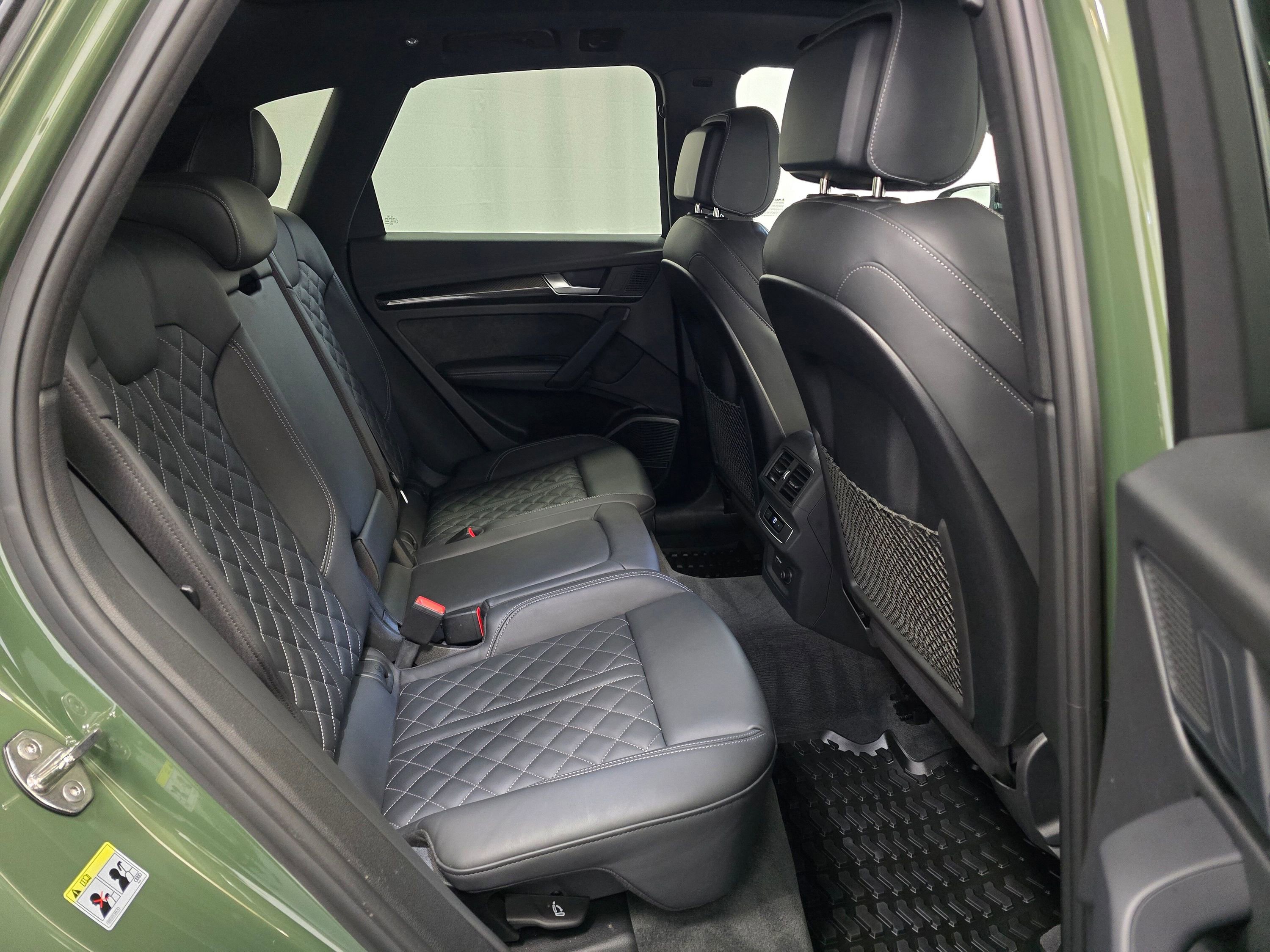 Used 2024 Audi SQ5 Premium Plus image 25