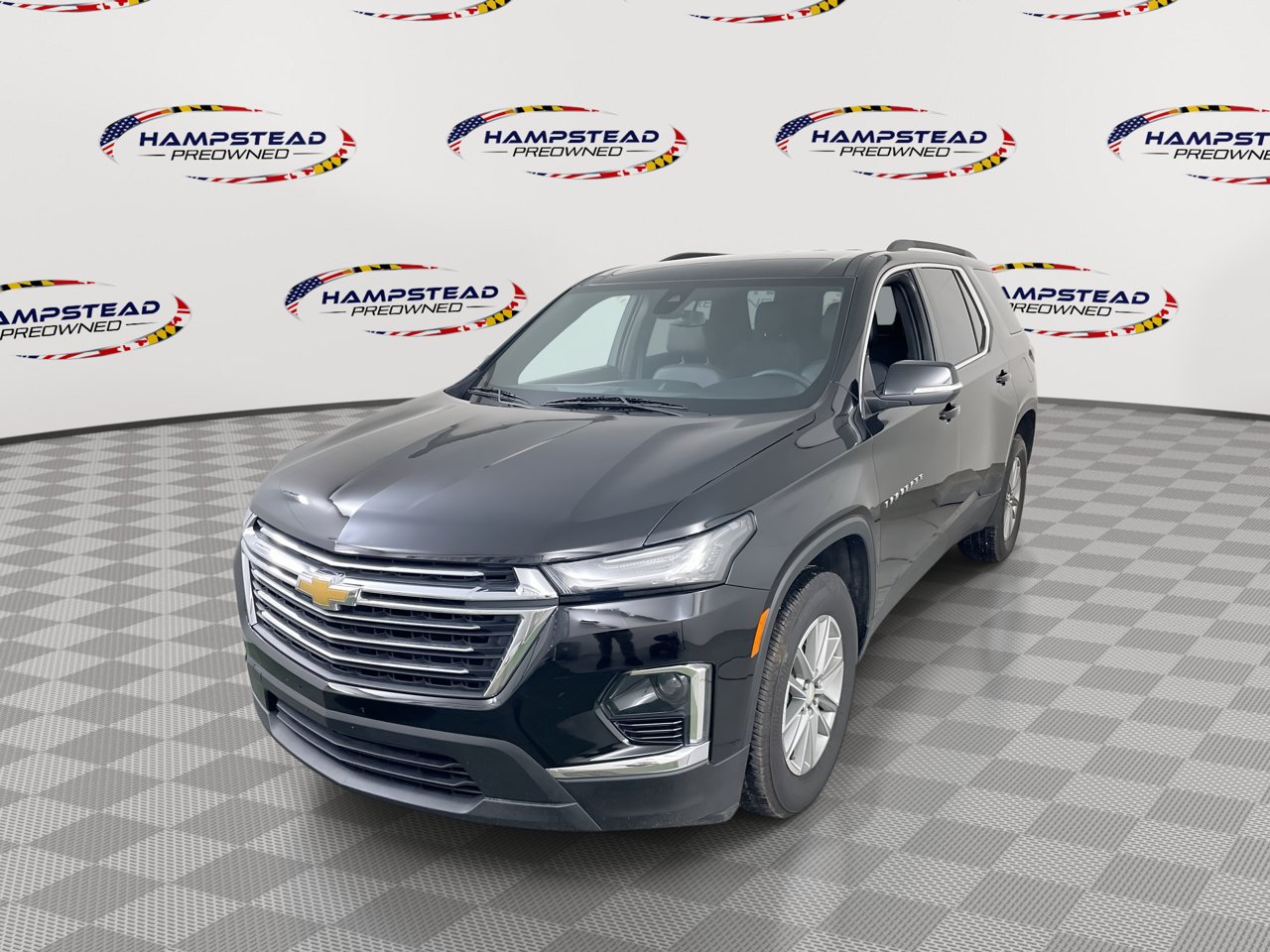 Used 2023 Chevrolet Traverse LT