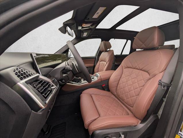 New 2026 BMW X5 xDrive50e w/ Executive Package AWD/4WD image 4