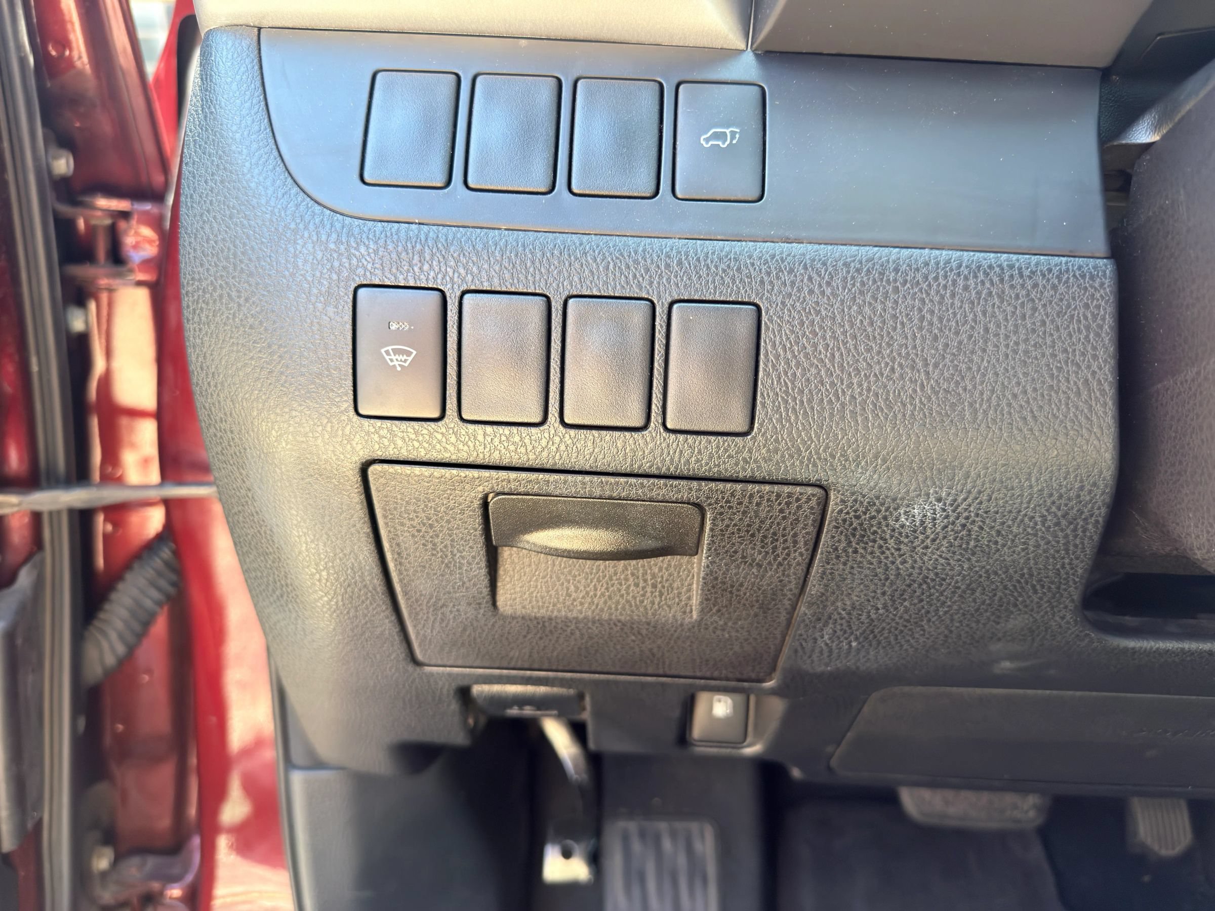 Used 2015 Toyota Highlander XLE FWD image 23
