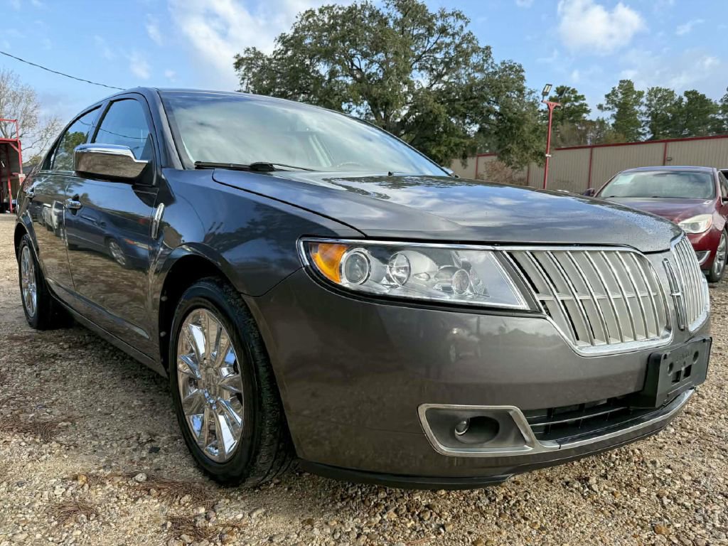 Used 2012 Lincoln MKZ FWD image 3