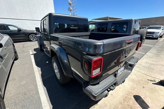 Used 2022 Jeep Gladiator Sport image 6