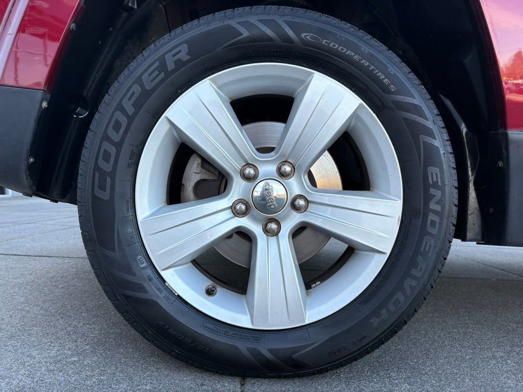 Used 2016 Jeep Patriot Latitude image 10