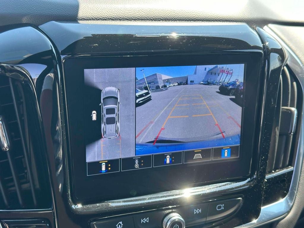 Used 2023 Chevrolet Traverse RS w/ LPO, Floor Liner Package AWD/4WD image 32