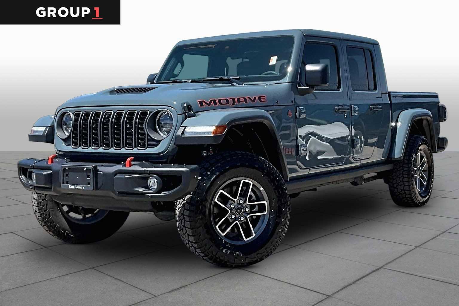 Used 2025 Jeep Gladiator Mojave AWD/4WD image 1