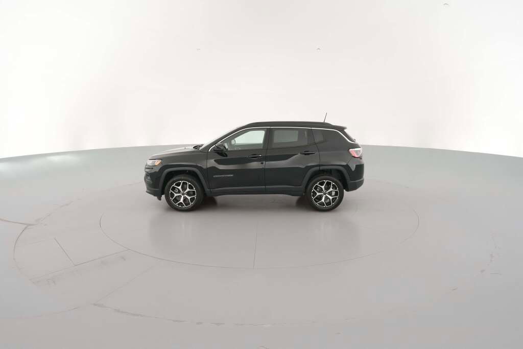 New 2026 Jeep Compass Limited image 6