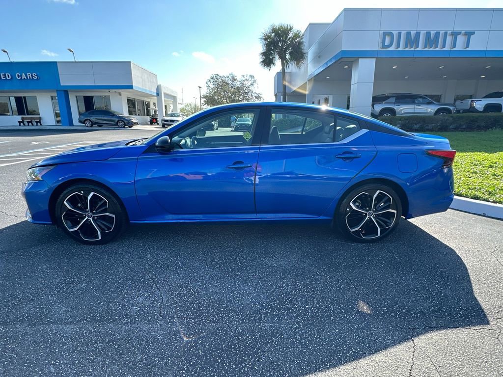 Used 2025 Nissan Altima 2.5 SR image 9