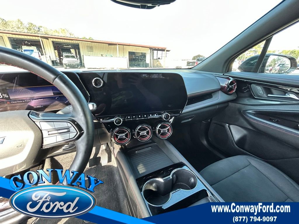 Used 2024 Chevrolet Blazer EV RS image 32