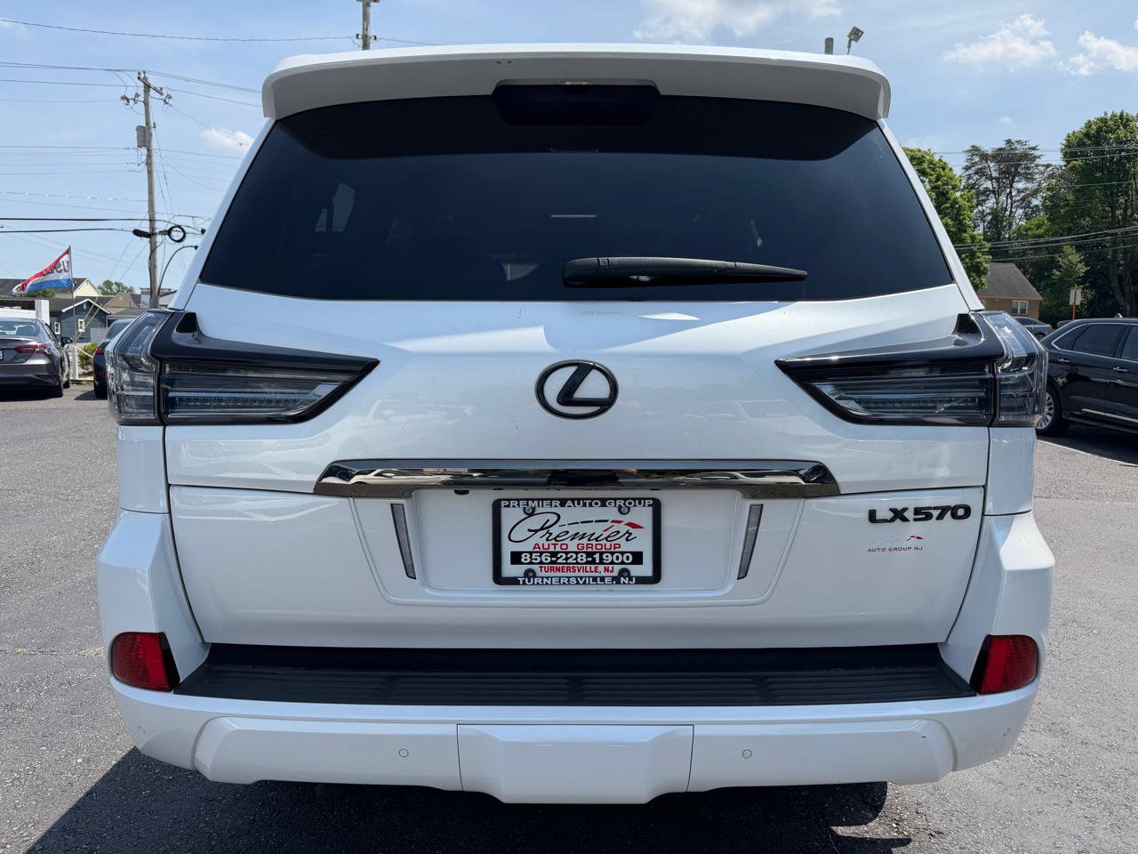 Used 2021 Lexus LX 570 4WD w/ Inspiration Series #2 image 6