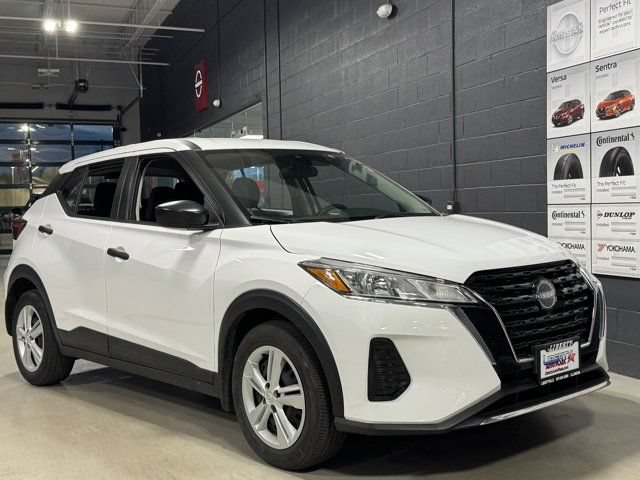 Used 2023 Nissan Kicks S FWD image 2