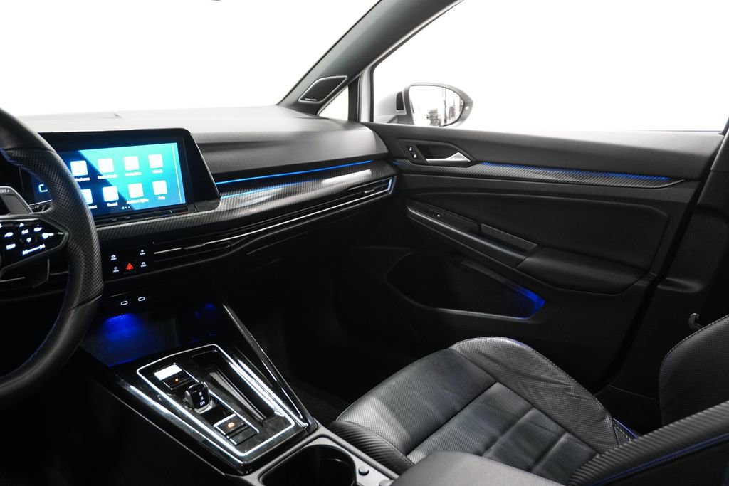 Used 2024 Volkswagen Golf R image 18