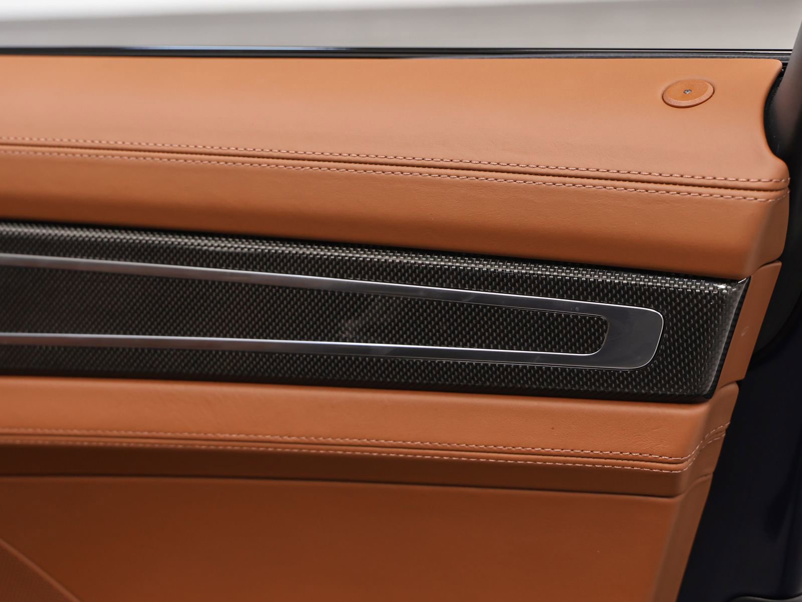 Used 2023 Porsche Panamera GTS image 33