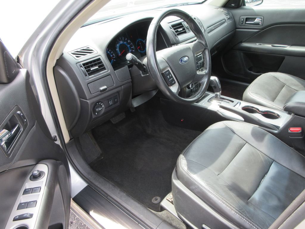 Used 2012 Ford Fusion SEL image 12