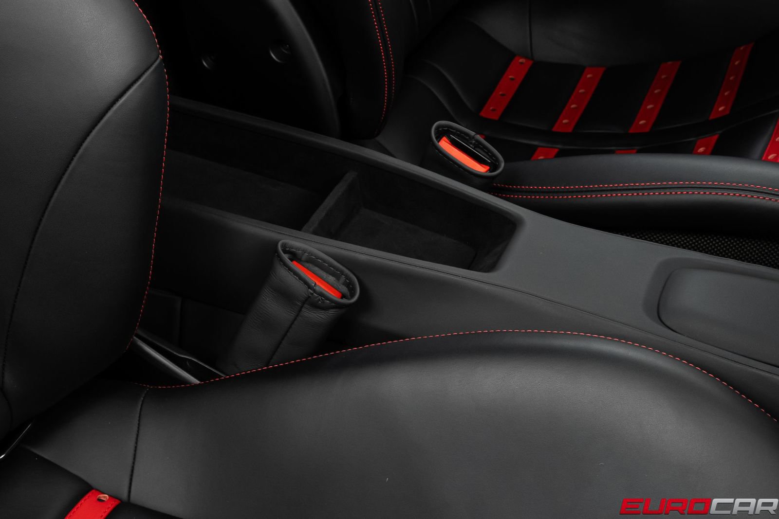 Used 2019 Ferrari 488 Pista Coupe RWD image 40