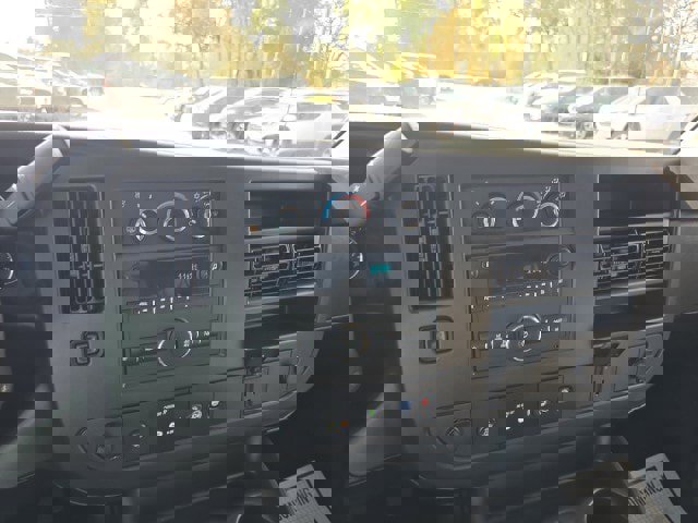 Used 2024 Chevrolet Express 3500 LS image 22