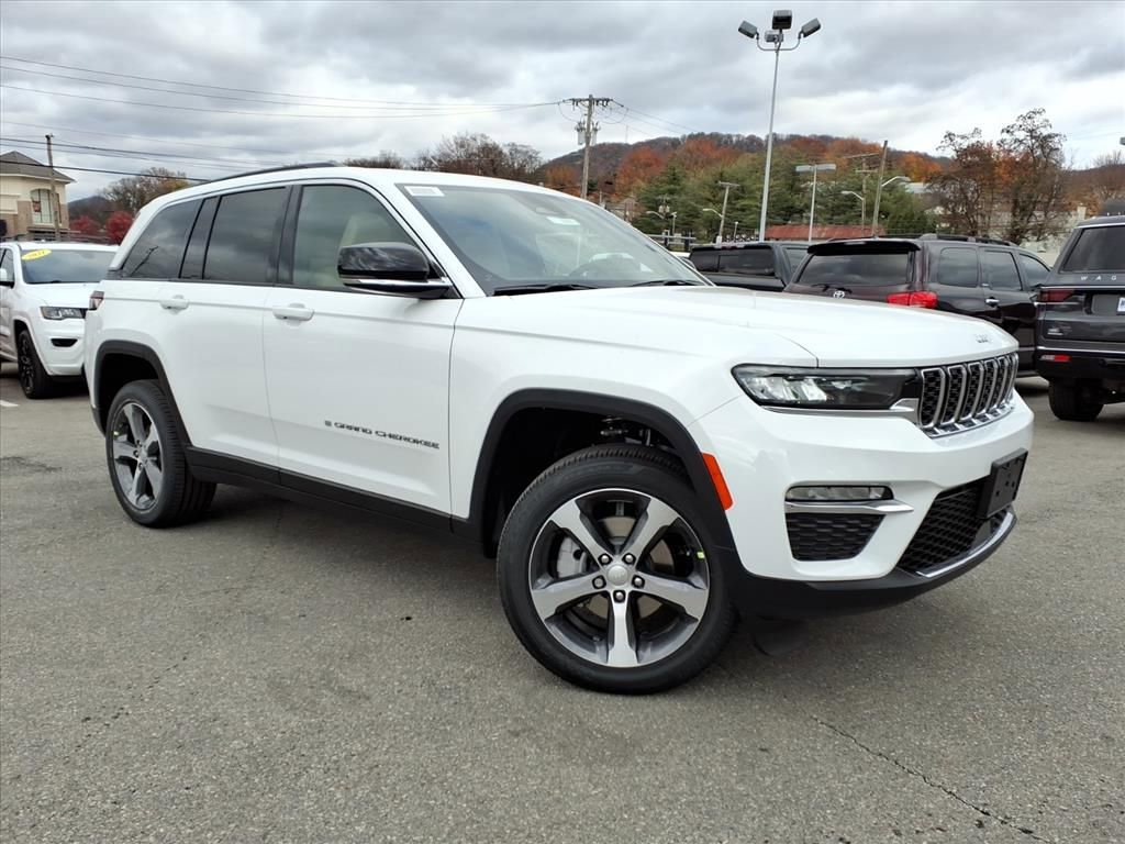 New 2025 Jeep Grand Cherokee Limited