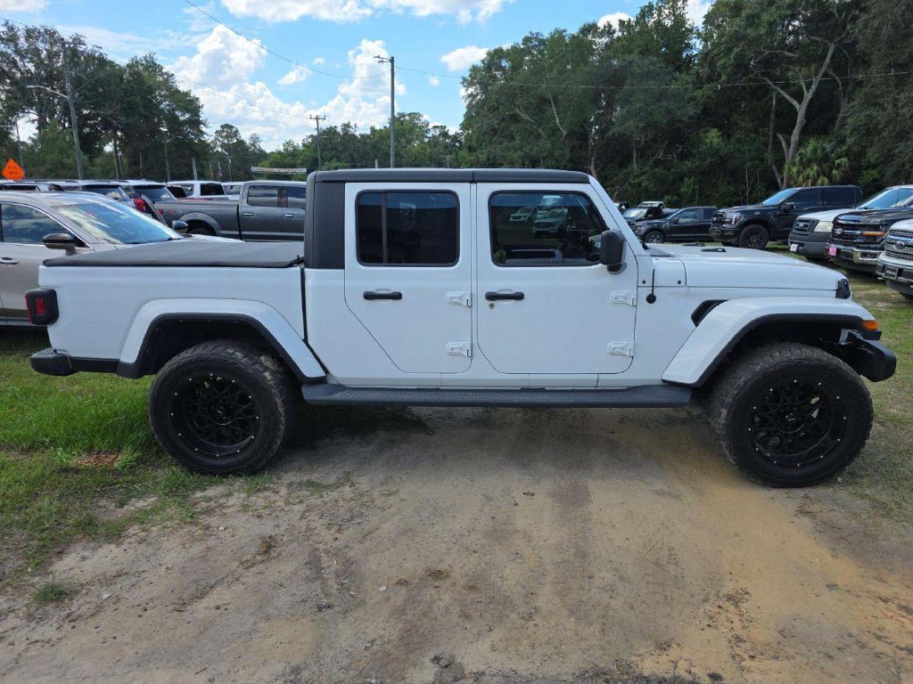 Used 2022 Jeep Gladiator Sport AWD/4WD image 3