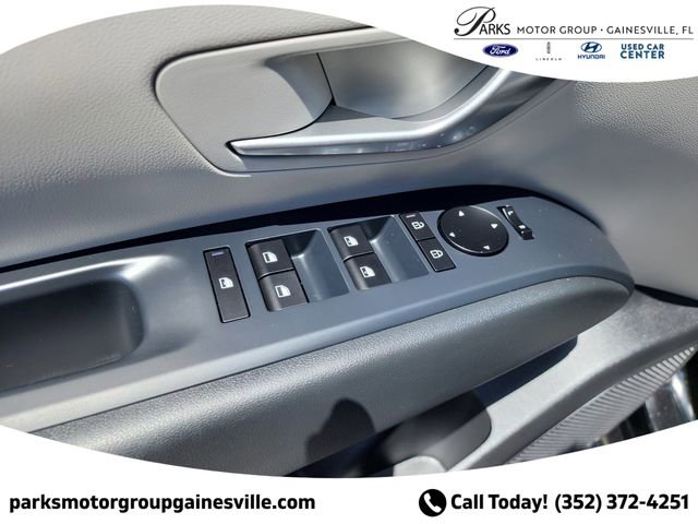 New 2025 Hyundai Tucson SEL image 16