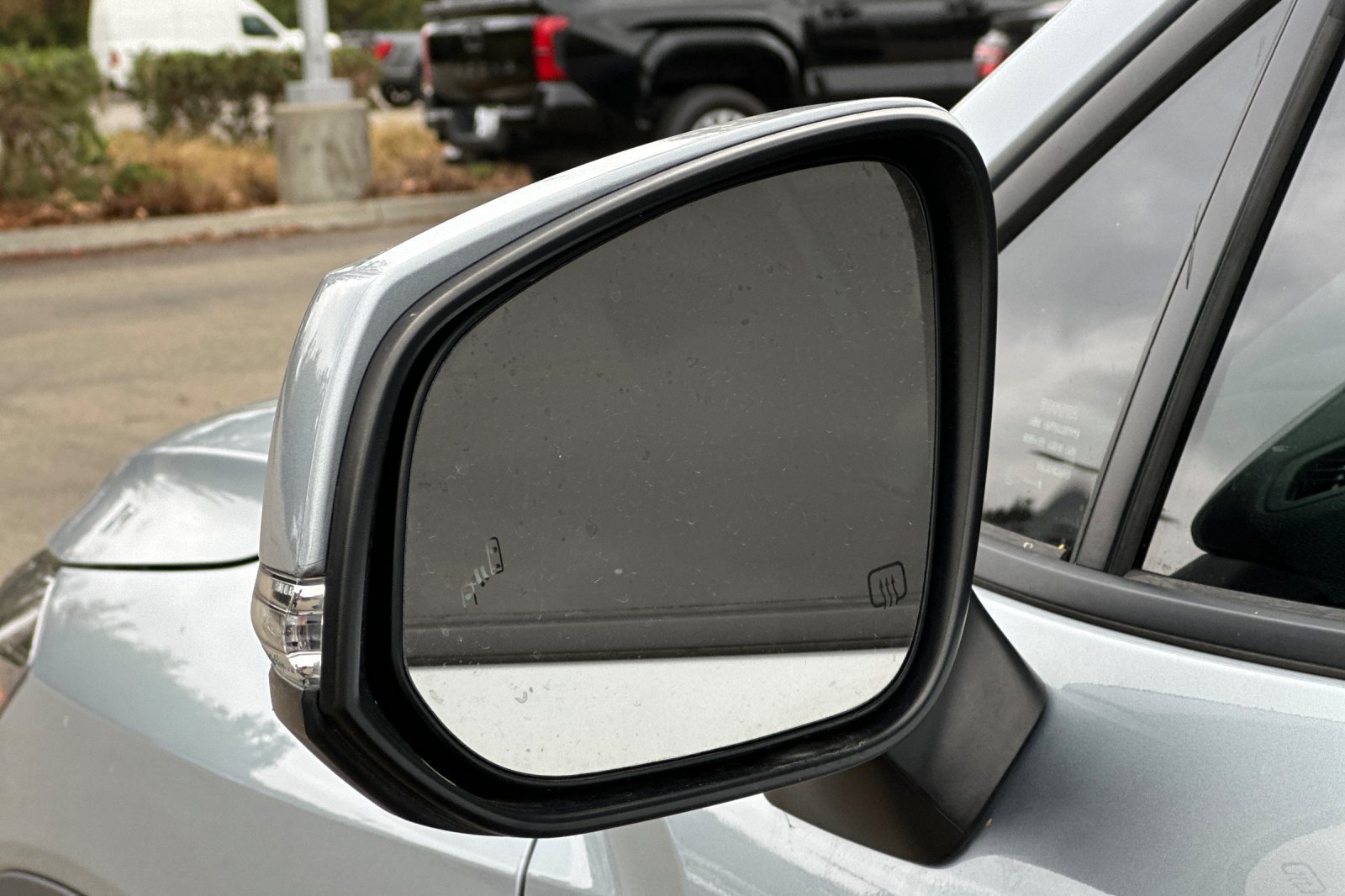 Used 2023 Toyota Corolla Cross LE w/ Moonroof Package FWD image 52