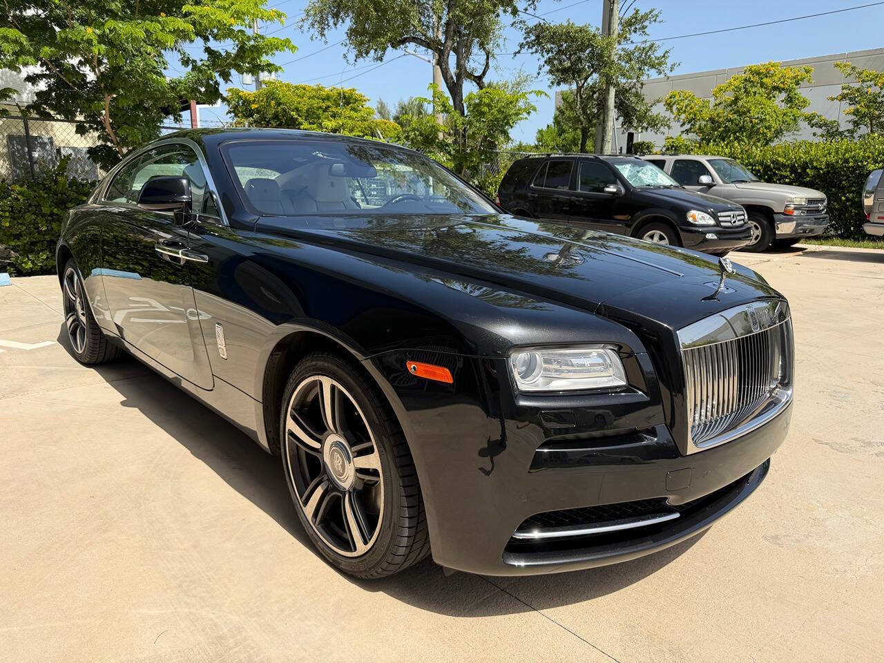 Used 2016 Rolls-Royce Wraith RWD image 4