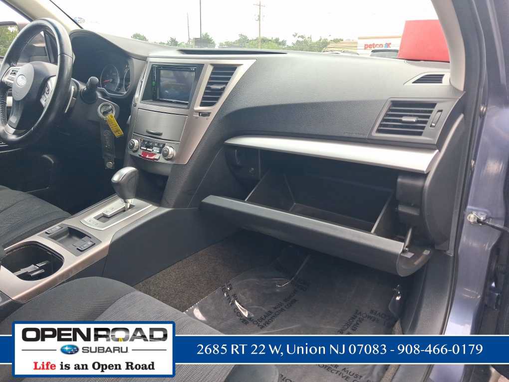 Used 2013 Subaru Outback 2.5i Premium w/ All-Weather Pkg AWD/4WD image 17